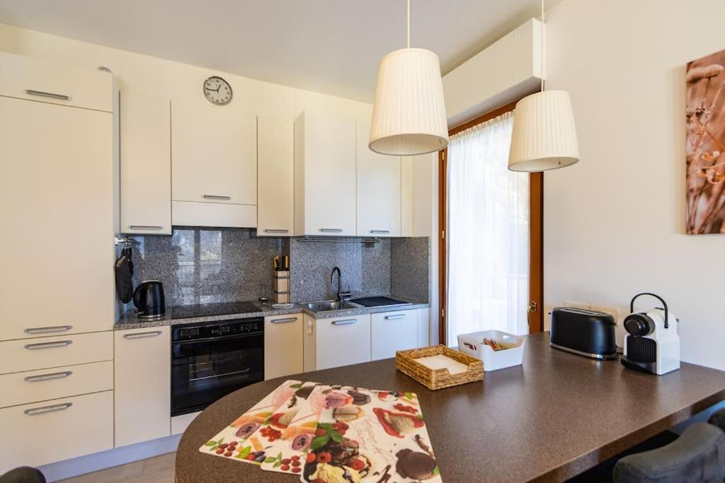 Wraparound Lake Views Bellavista Residence Campione dʼItalia Dış mekan fotoğraf