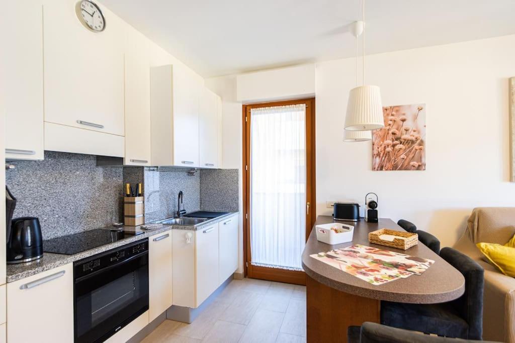 Wraparound Lake Views Bellavista Residence Campione dʼItalia Dış mekan fotoğraf
